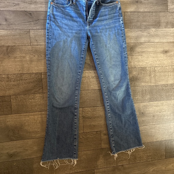 Jeans - Picture 1 of 2